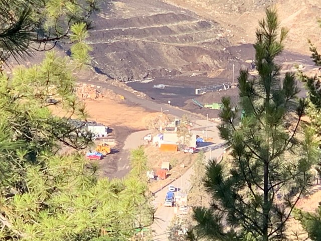 RBuchanan_CampbellMountainLandfill_4493